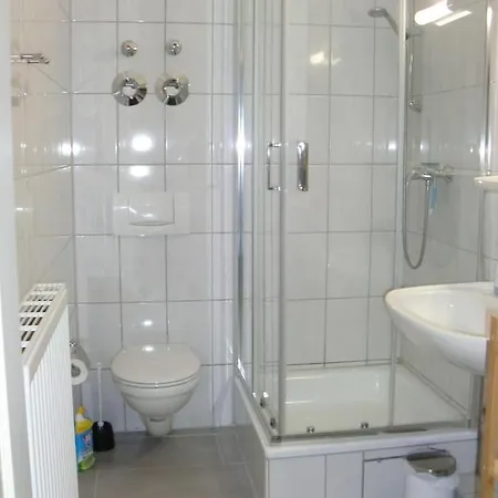 Schoenes 2-Zi. App. 55 Qm - Voll Moebliert - Citynah Elmshorn Exterior photo