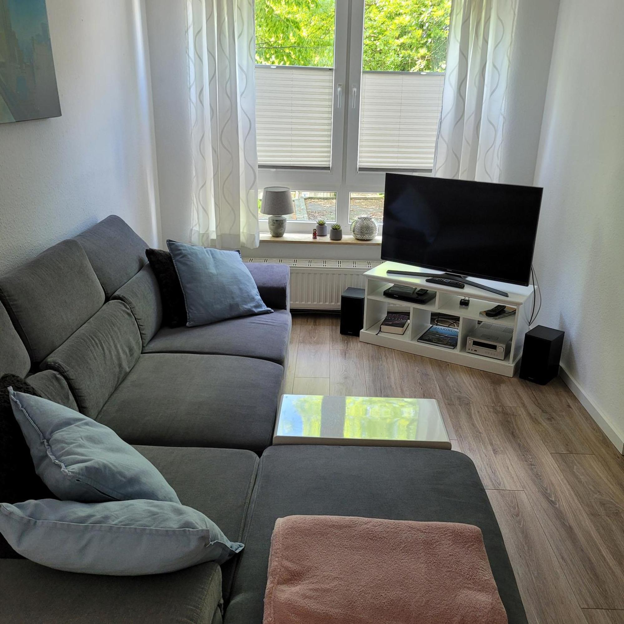 Apartment Schoenes 2-zi. App. 55 Qm - Voll Moebliert - Citynah Elmshorn