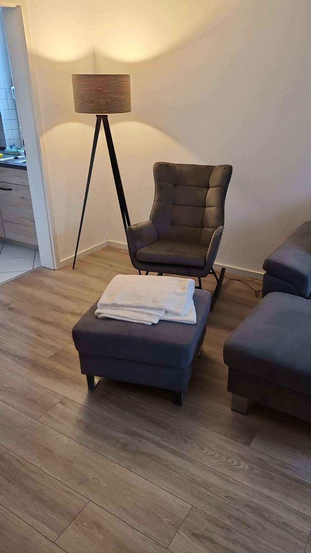 Apartment Schoenes 2-zi. App. 55 Qm - Voll Moebliert - Citynah Elmshorn