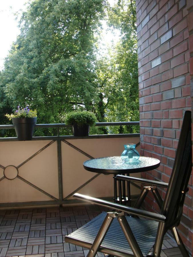Schoenes 2-zi. App. 55 Qm - Voll Moebliert - Citynah *